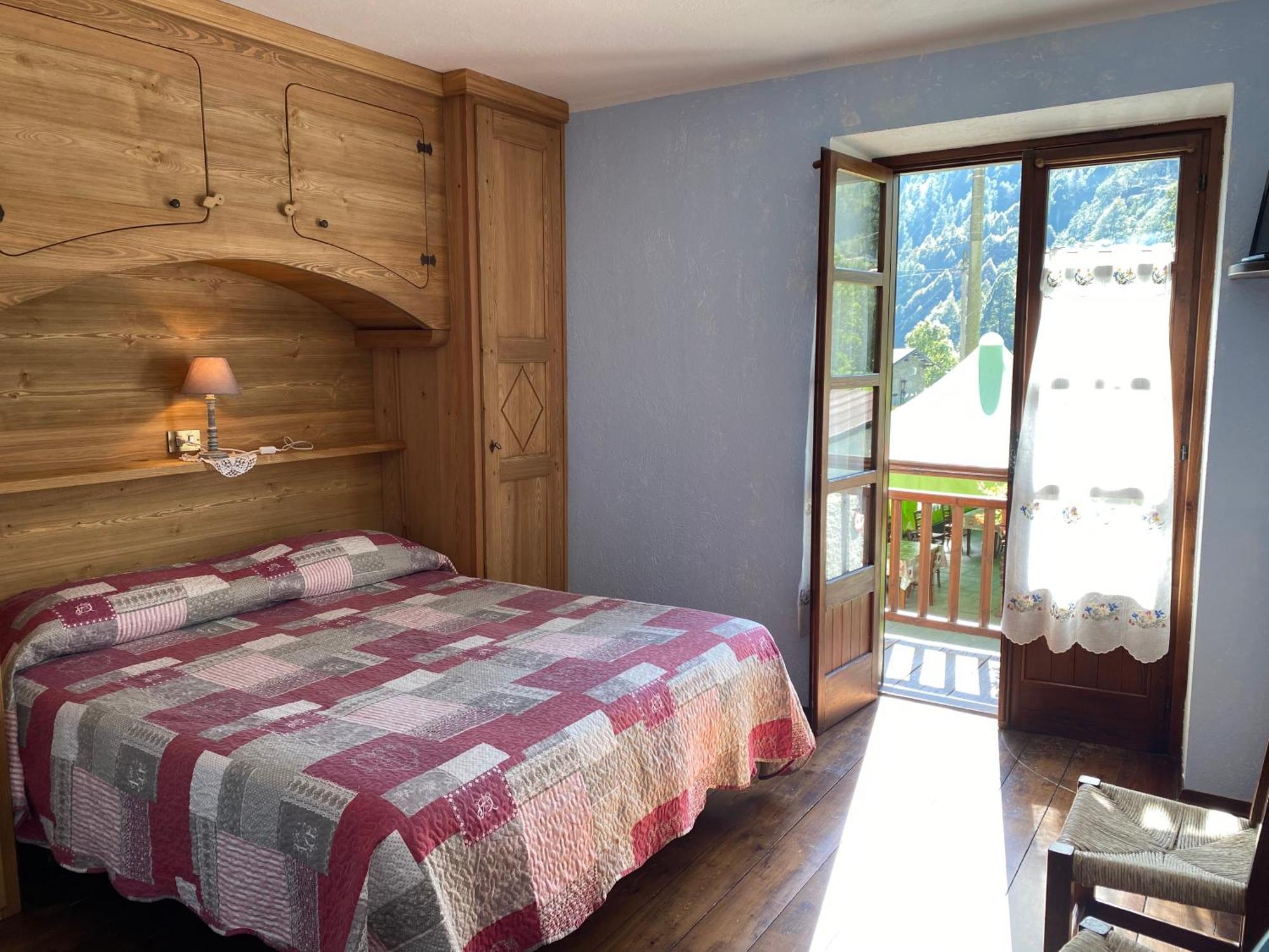 Agriturismo Meizoun Blancho フェネストレッレ エクステリア 写真